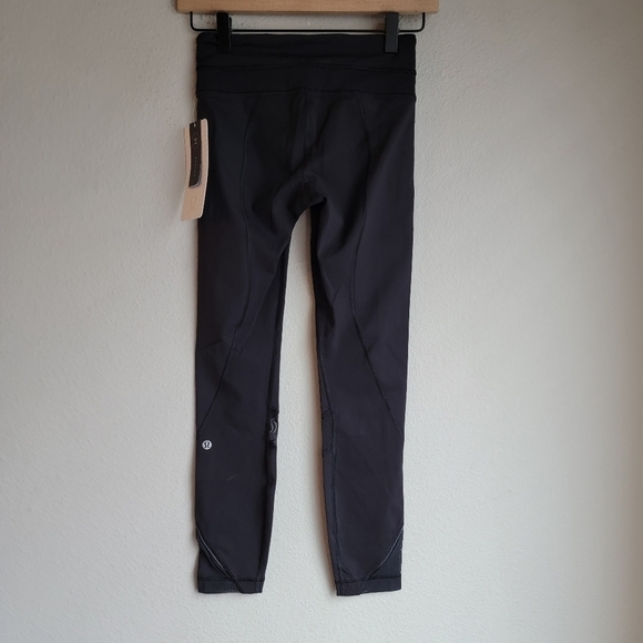 Lululemon Inspire Tight II in Black size 2 NWT - Picture 5 of 8